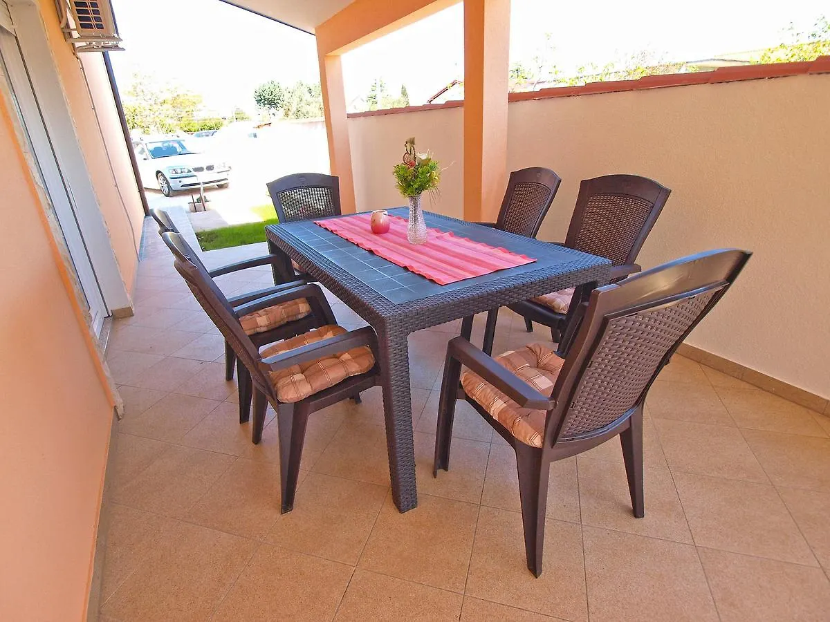 Apartments Mala Vala 1332 Fazana
